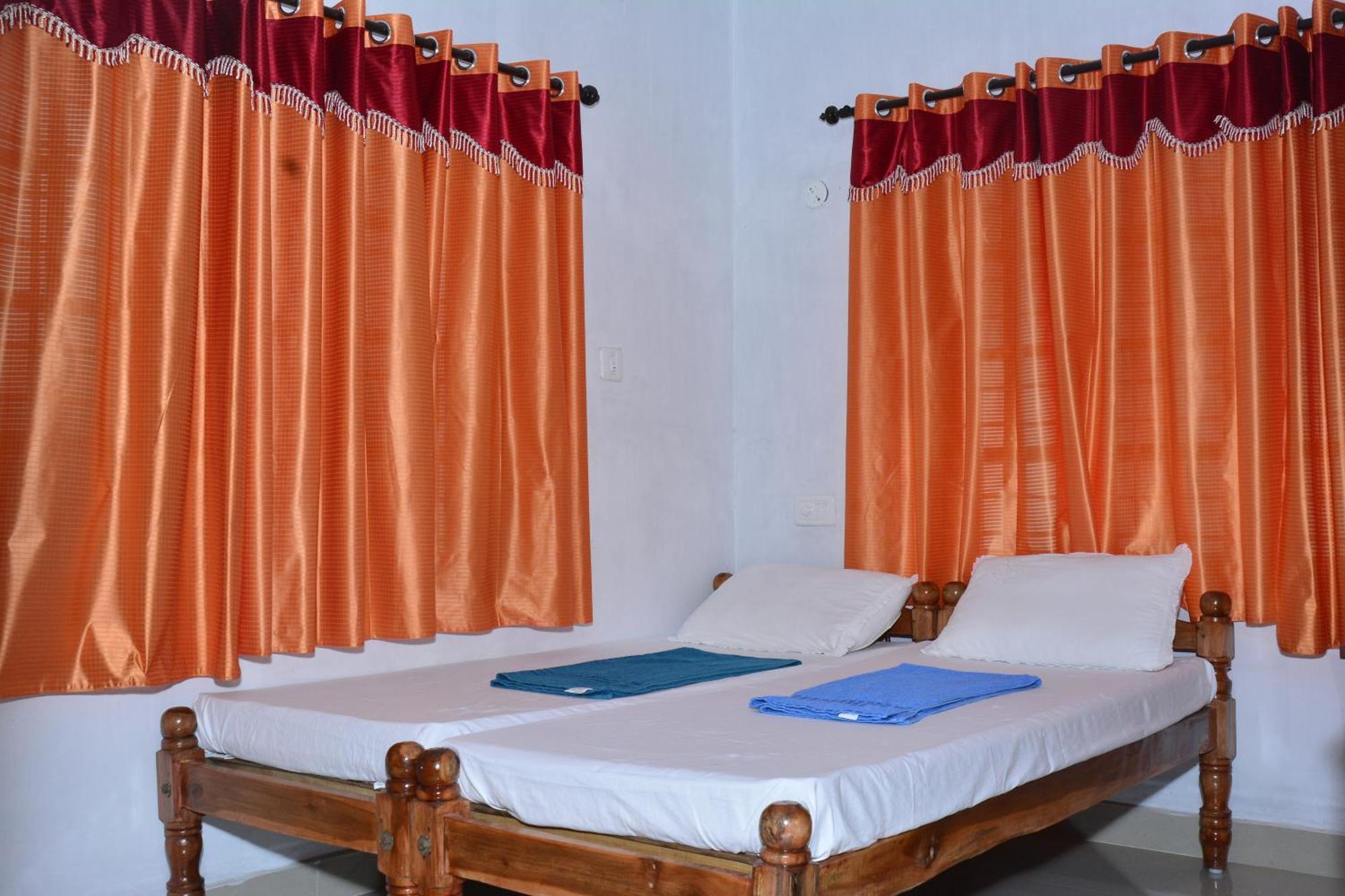 Sea Breeze Beach Home Alappuzha Exterior photo